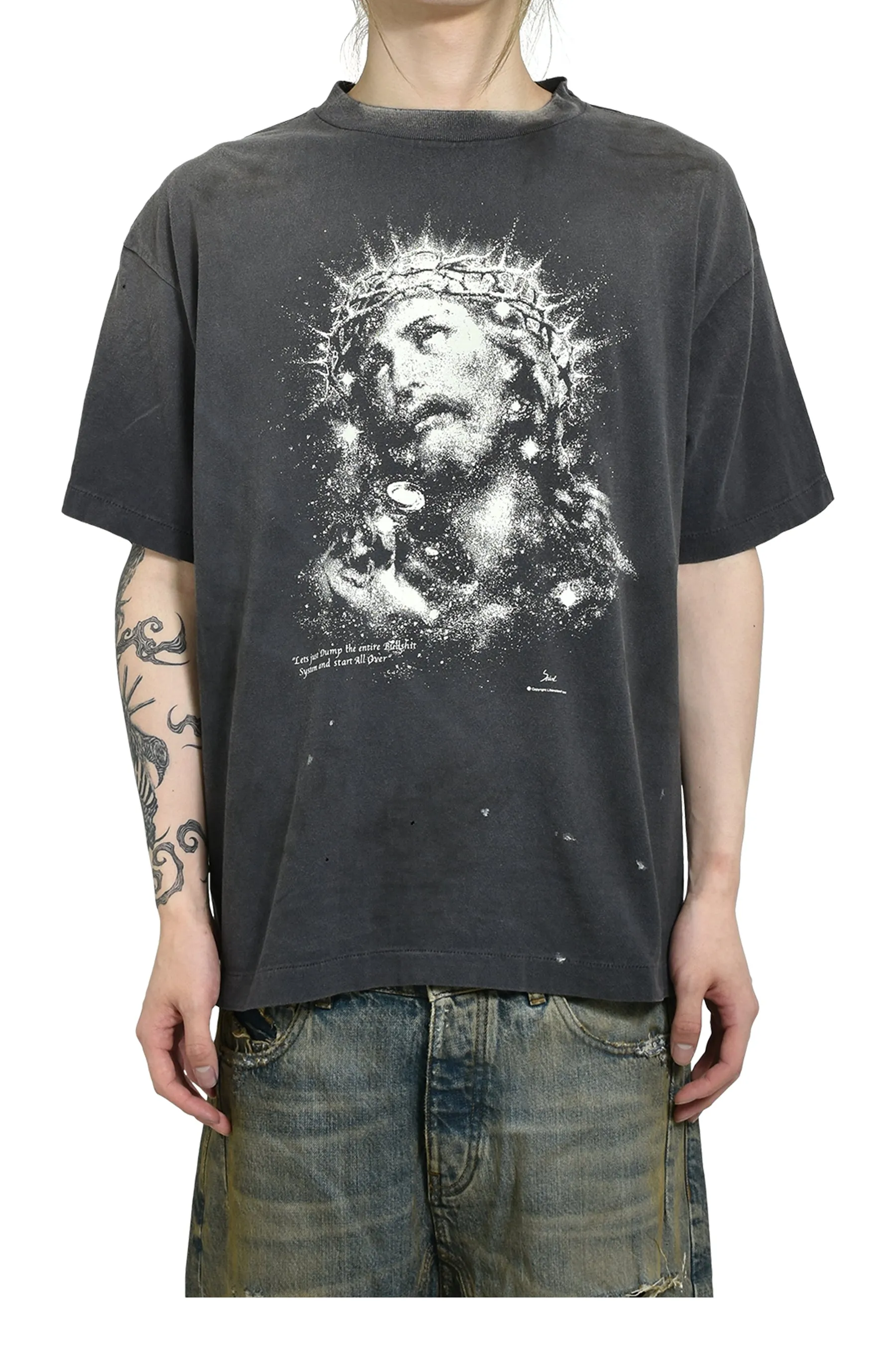 SAINT Mxxxxxx SS TEE/JESUS/BLK Luminous thorn Jesus, washed black S-XL, ready-to-wear vulcanized parts dyeing, heavy washing water spray fading, simulating natural fading texture, creating new vintage effect on the ceiling, environmentally friendly luminous paste imported from Japan, significant luminous effect, tube-woven OE yarn fabric, correct accessories, top purchasing agent level